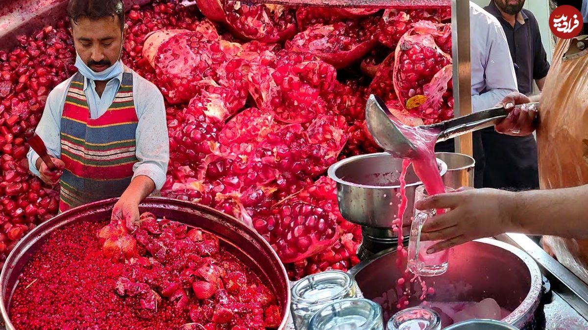 ببینید؛ غذای خیابانی در پاکستان؛ تهیه آب انار در کراچی