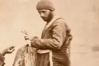 (تصاویر) سفر به عصر قاجار؛ سمنوفروش، یهودی دوره‌گرد و مردِ کاکُل‌دار!