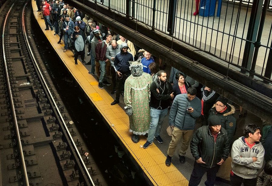 20 سال عکاسی از اجنّه و غول‌ها در متروی نیویورک!
