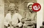 عکس| سفر به ایران قدیم؛ عکس دسته‌جمعی «درویش‌ها» در حیاط یک خانه؛ 130 سال قبل