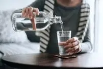موقع ابتلا به اسهال مصرف این نوشیدنی توصیه می‌شود