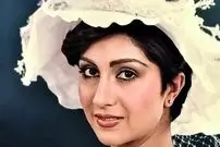 عکس| سفر در زمان؛ «لیلا فروهر» در کودکی و در حال خاموش کردن کیک تولدش؛ دهه 40