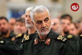 عکس؛ سفر به تاریخ؛ بوسۀ «سردار سلیمانی» بر پیشانی «عبدالله شلح، رئیس جنبش جهاد اسلامی فلسطین»