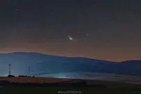 فردا دنباله‌دار درخشان آسمان به مهمانی زمین می‌آید