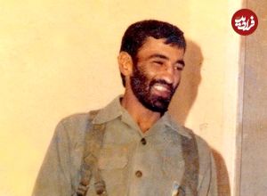عکس؛ سفر در زمان؛ «احمد متوسلیان» در کنار رهبر انقلاب» در مریوان؛ سال 59