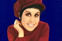 عکس| سفر زمان؛ «فریبا خاتمی» بازیگر قبل انقلاب با چادر و در 36 سالگی؛ سال 58