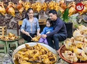 ببینید| غذای روستایی در تایلند؛ پخت مرغ کامل به روشی جالب و در روستایی جنگلی 