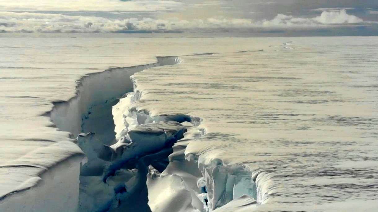 (ویدیو) ذوب تاریخی یخ های قطب جنوب در 44 سال گذشته