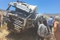 ببینید؛ تصادف زنجیره‌ای وحشتناک جاده سمیرم به یاسوج