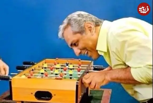 عکس| سفر زمان؛ «مهران مدیری» 33 ساله سوار بر موتور در کنار «مینا لاکانی»