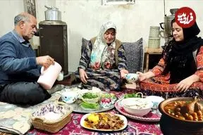 ببینید| غذای روستایی در ایران؛ پخت آبگوشت با اردک و تهیه خوراک با جگر مرغ