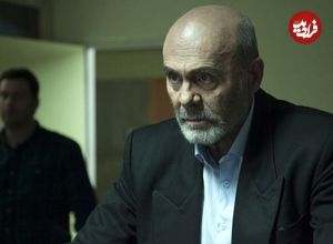 عکس| سفر در زمان؛ «جمشید هاشم پور» در پشت صحنه یک فیلم؛ سال 1376