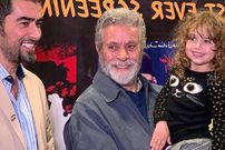 عکس؛ سفر در زمان؛ «بهروز وثوقی و محمدتقی کهنمویی در جزیرۀ مینو»؛ سال 52