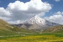 ببینید؛ در ۱۲۰ ثانیه به قلۀ دماوند صعود کنید
