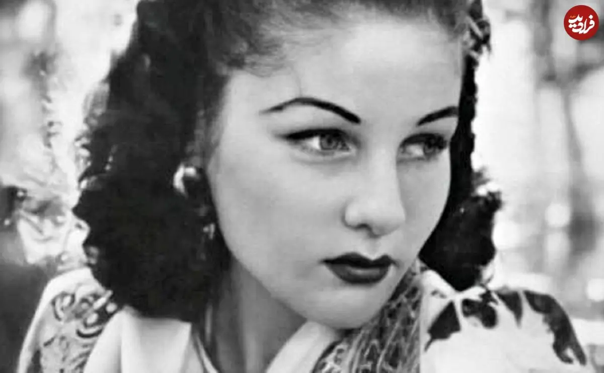 عکس| سفر در زمان؛ لحظه ورود «فوزیه و محمدرضا پهلوی» به ایران؛ سال 1318