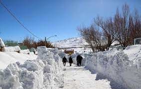 (ویدئو) بارش برف در کوهرنگ پایتخت برفی ایران