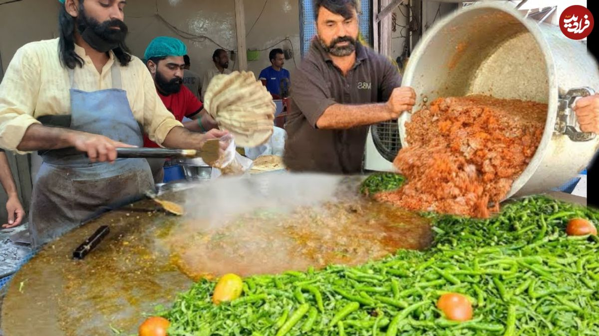 (ویدئو) غذای مشهور خیابانی در پاکستان؛ پخت 200 کیلوگرم واویشکا جگر گوسفند