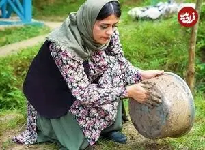 ببینید| غذای روستایی در ایران؛ پخت کیک آلبالو در طبیعت زیبای روستا