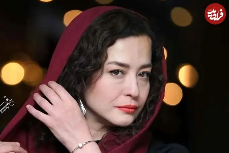 عکس| سفر زمان؛ ژست و استایل خاص «مهراوه شریفی‌نیا» در تئاتر «مری پاپینز»