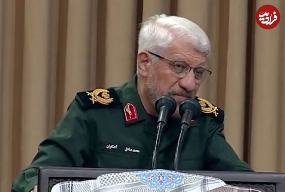 عکس؛ سفر در زمان؛ «صادق آهنگران در کنار آیت الله اشرفی اصفهانی» در جبهه؛ دهه 60
