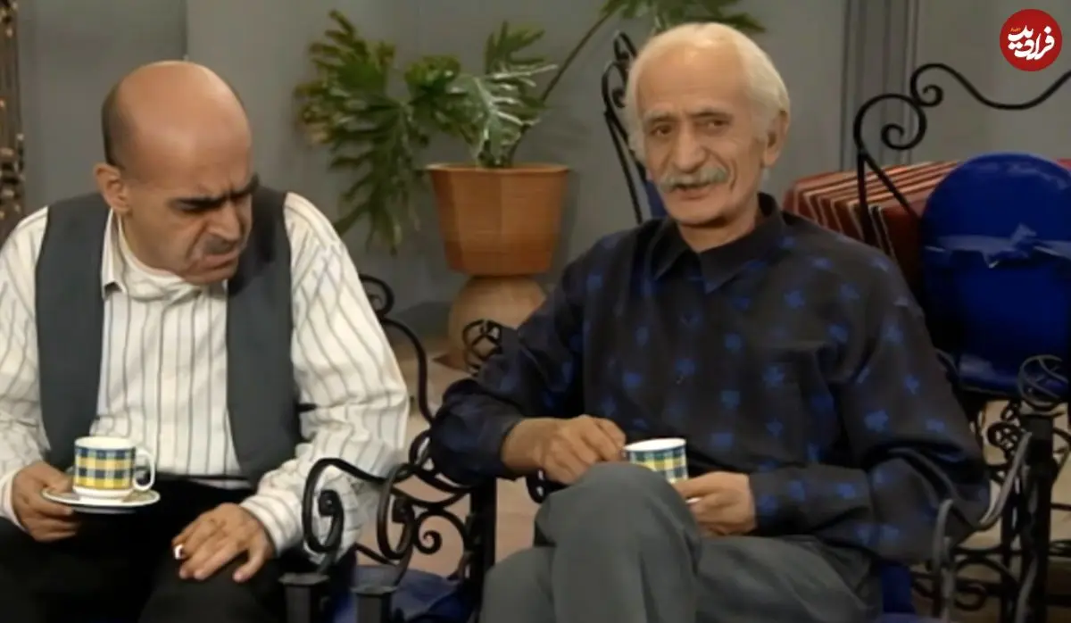 عکس| سفر در زمان؛ «کیومرث ملک مطیعی و پسرش» در یک دورهمی در کرج؛ سال 61