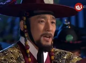 عکس| سفر در زمان؛ «امپراتور» 9 سال بعد سریال دونگ یی در یک شهربازی؛ سال 1397