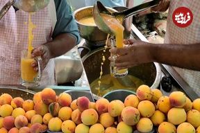 ببینید؛ غذای خیابانی در پاکستان؛ تهیه آبمیوه هلو تازه در کراچی