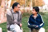 عکس| سفر زمان؛ «بی بی، مجید، کیومرث پوراحمد و عوامل» در پشت صحنه سریال قصه های مجید؛ سال 69