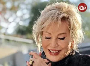 عکس| سفر زمان؛ «امل سایین» بازیگر ترکیه‌ای در 32 سالگی در کنار «ایرج قادری»؛ سال 56