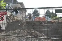 (ویدیو) لحظه ریزش و فرو ریختن دیوار بتنی حین گودبرداری در کانادا