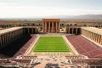(عکس) تصاویر شگفت‌انگیز از ساخت یک استادیوم با الهام از تخت جمشید