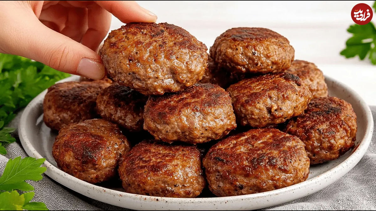 (ویدئو) طرز تهیه یک کتلت خوشمزه آلمانی با 800 گرم گوشت چرخ کرده