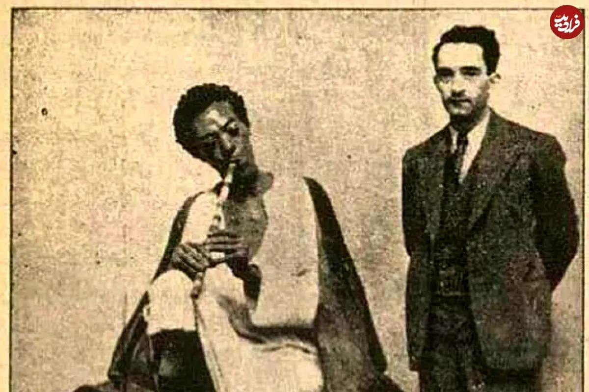 عکس؛ سفر در زمان؛ مشهورترین مجسمه‌ساز ایرانی در کنار مقبل نی‌زن! 