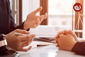 از چه کسانی مشاوره حقوقی بگیریم و چطور وکیل بگیریم؟
