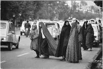 عکس عجیب صف گاز در تهران ۳۰ سال پیش!
