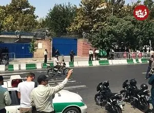عکس| سفر زمان؛ خیابان فردوسی و ورودی سفارت انگلیس در یک روز برفی؛ دوران قاجار