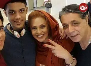 عکس| سفر زمان؛ «نسرین مقانلو» در کنار «افسانه بایگان و سعید راد» در تالار عروسی