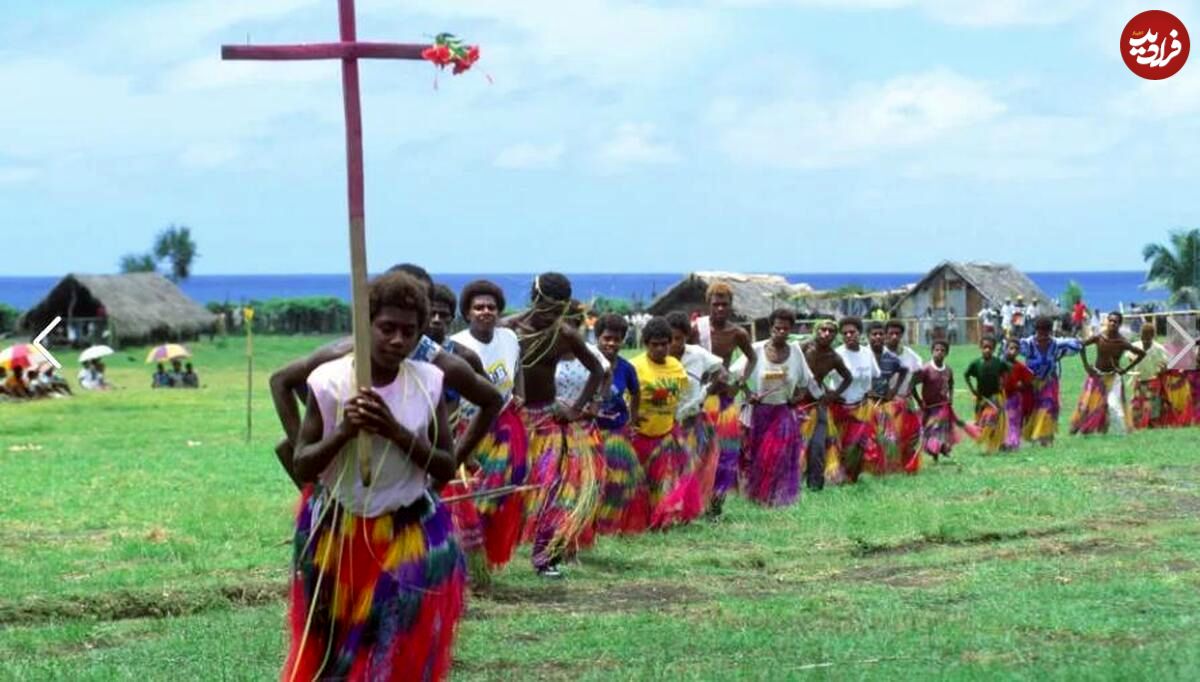جایی در زمین که سرباز آمریکایی خیالی، پیامبر مردم است