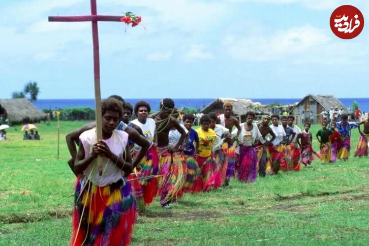 جایی در زمین که سرباز آمریکایی خیالی، پیامبر مردم است