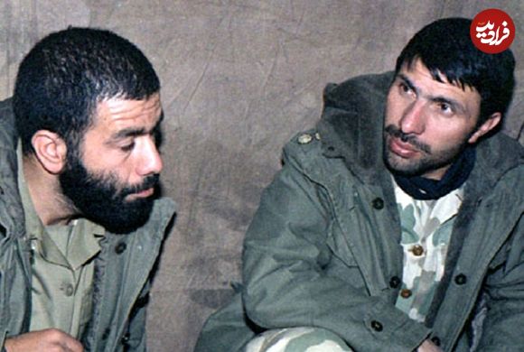 عکس؛ سفر در زمان؛ «سرلشکر رحیم صفوی در کنار صیاد شیرازی» در کردستان؛ سال 58