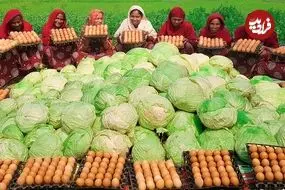 ببینید| غذای روستایی در هند؛ تهیه املت با 200 کیلو کلم و 500 تخم مرغ در طبیعت