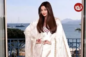 عکس| سفر در زمان؛ «آیشواریا رای» در مرکز نگهداری نوزادان بی سرپرست در کلکته؛ سال 1381