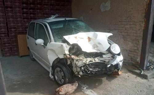 (عکس) تصادف عجیب در سلماس؛ خودرو چینی وارد یک خانه شد
