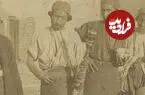 عکس| سفر زمان؛ عکس یادگاری «نوازنده‌ها و قلیان‌کش‌ها» در کنار حوض؛ 130 سال قبل