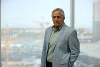 ببینید؛ اکبر عبدی همسر جدید مجید مظفری در برنامه جوکر