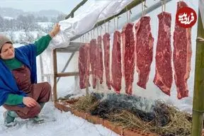 ببینید| غذای روستایی در آذربایجان؛ خشک و دودی کردن گوشت گاو، مرغ و ماهی در هوای برفی