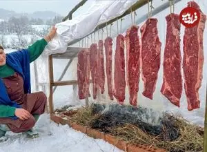 ببینید| غذای روستایی در آذربایجان؛ خشک و دودی کردن گوشت گاو، مرغ و ماهی در هوای برفی