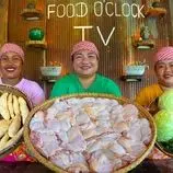 ببینید| غذای روستایی در سنگاپور؛ پخت یک غذای سنتی با مرغ و کلم