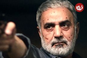 عکس؛ سفر به تاریخ؛ چهرۀ «پرویز پرستویی» در 19 سالگی روی صحنۀ تئاتر؛ دهۀ 50