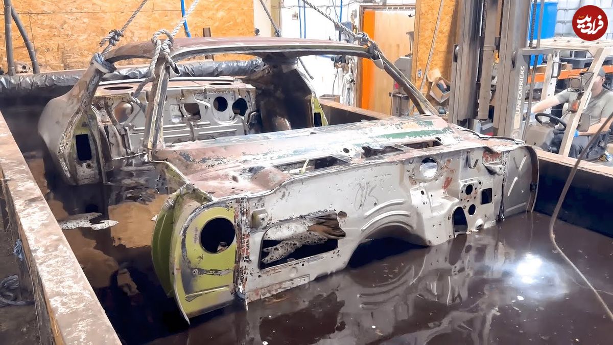 ببینید؛ مراحل بازسازی خودروی افسانه ای و کمیابBMW 507 الویس پریسلی